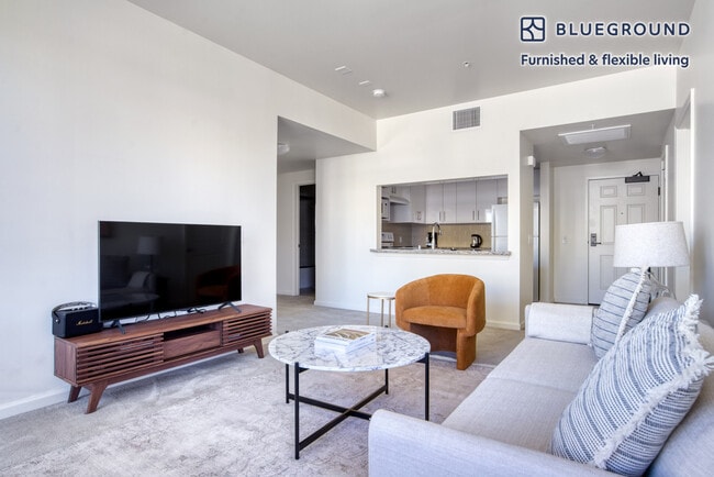 Photo - 2865 Park Blvd Unidad FL2-ID901