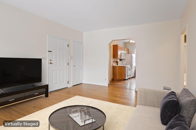 Photo - 3136 W Bde Maka Ska Blvd