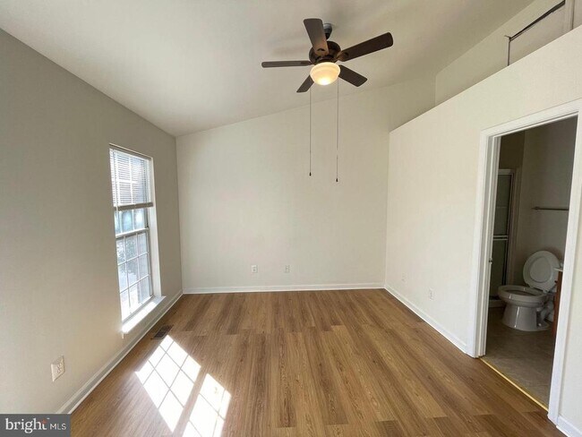 Photo - 16150 Taconic Cir
