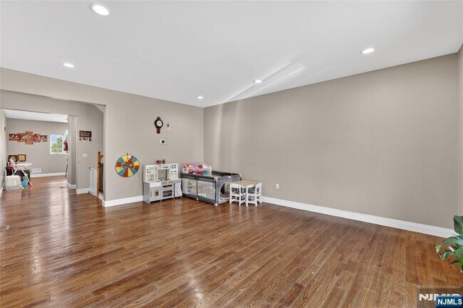 Photo - 524 Harrison Ave Unit 3