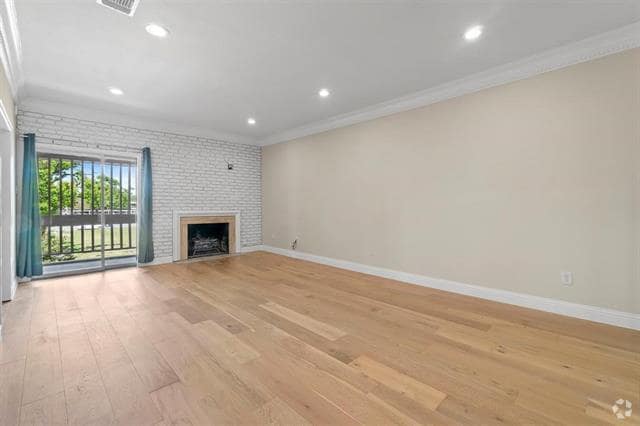 Building Photo - 10744 Park Village Pl Unit C Rental