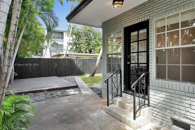 Photo - 1209 NE 2nd St