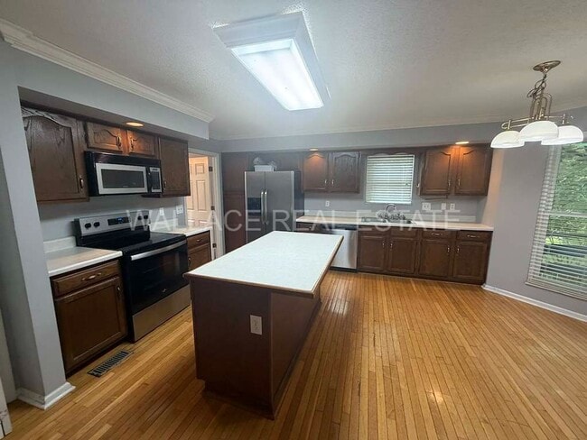 Photo - AWESOME 3 BEDROOM HOUSE IN W. KNOXVILLE IN BENNINGTON!!!