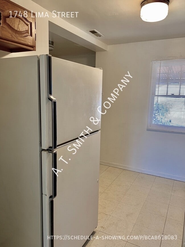 Photo - 1748 Lima St