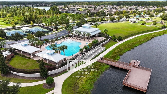 Photo - 1947 Lake Waters Pl