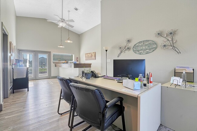 Apple Creek Apartments