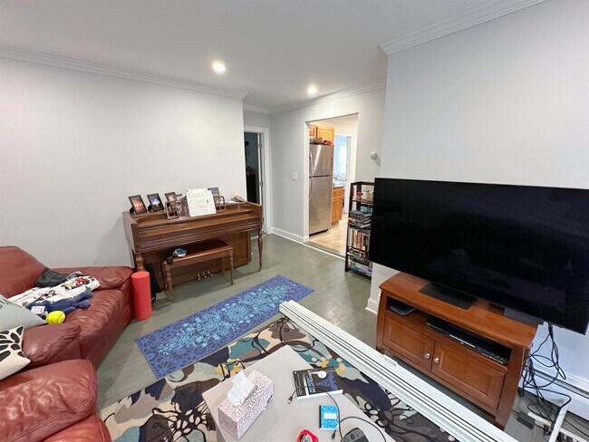 Photo - 164 Charles St Unidad 2