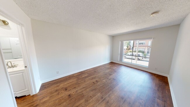 Photo - Regency Detroit Apartments