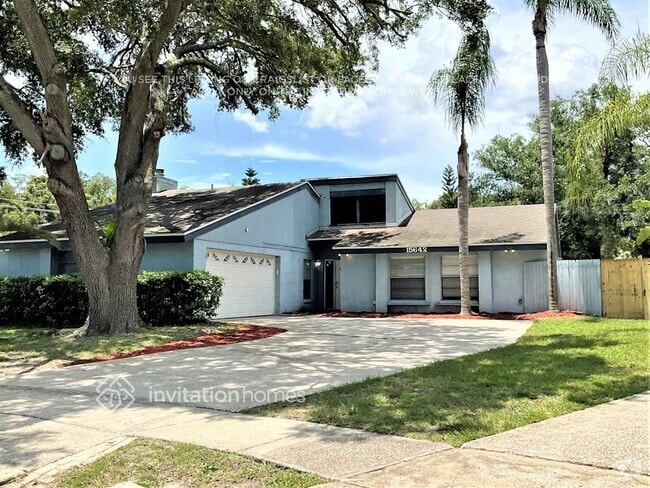 Building Photo - 15642 Bear Creek Dr Rental