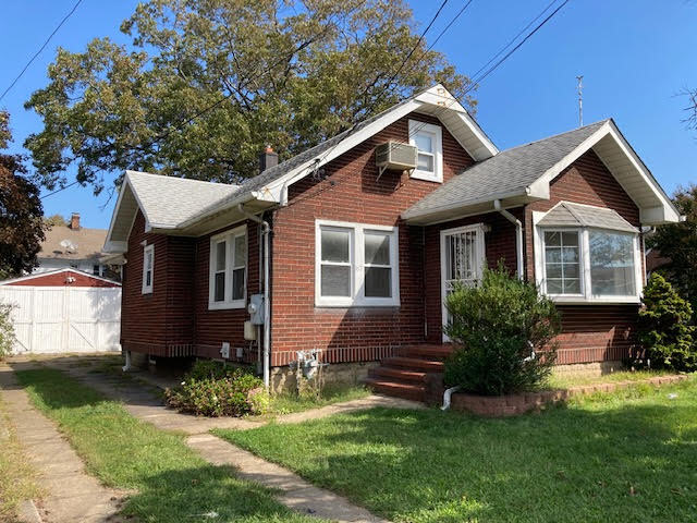 Building Photo - 67 E Hawthorne Ave