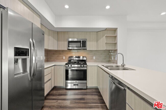 Photo - 1836 Colby Ave Unidad 301