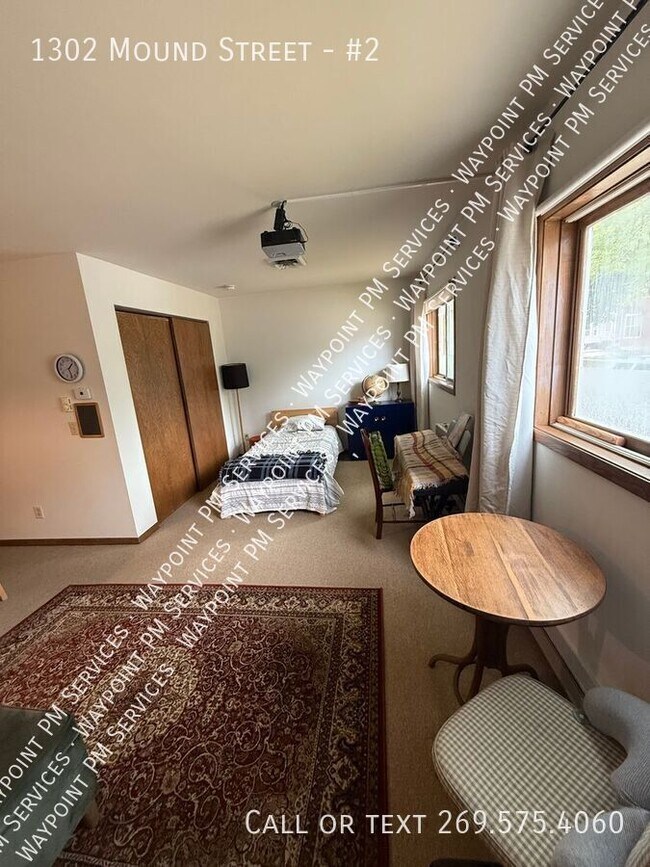 Photo - 1302 Mound St Unit #2