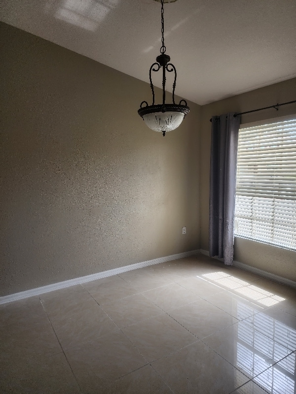 Photo - 317 Puffer Ct