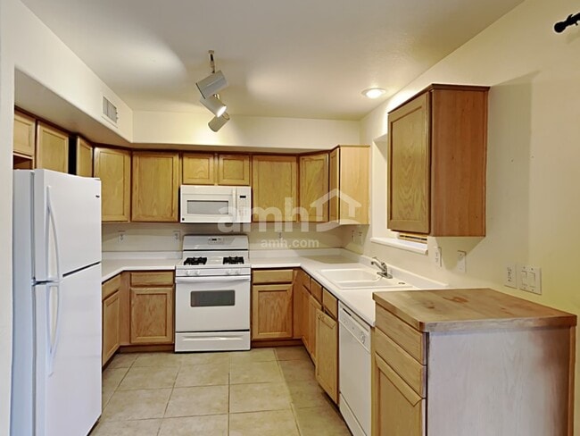 Photo - 11439 E Persimmon Ave