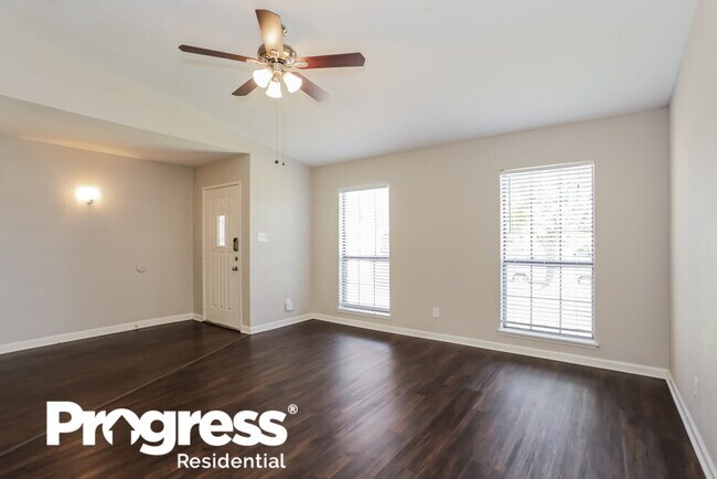 Photo - 7812 Burgundy Dr