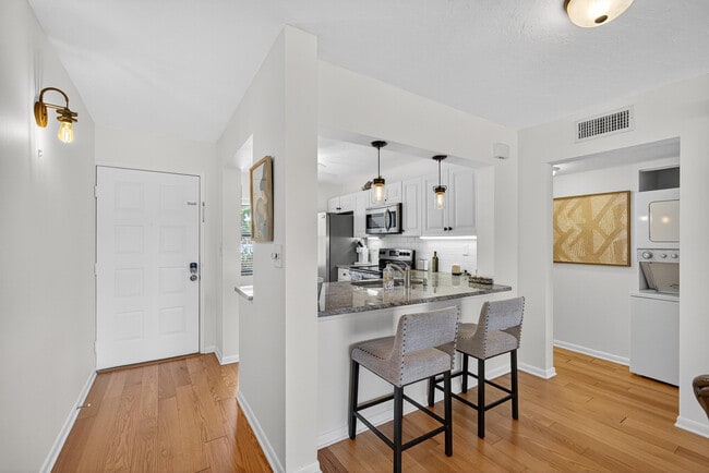 Photo - 12790 Briarlake Dr Unit 103