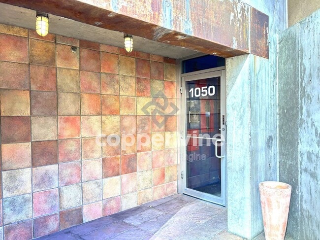 Photo - 1050 Cherokee St Unit 205