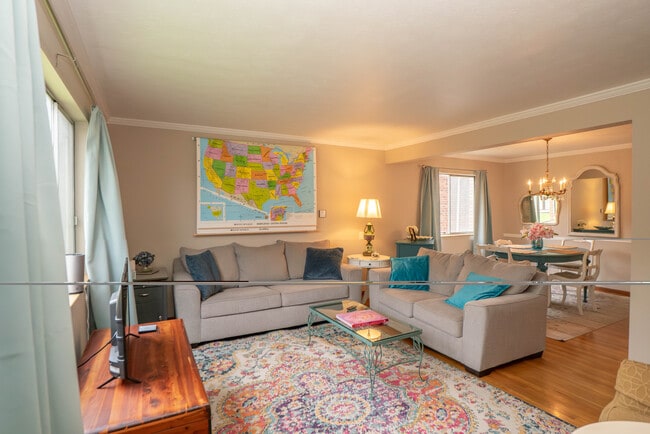 Living Room - 1755 Cromwell Dr Unit 1755 Cromwell
