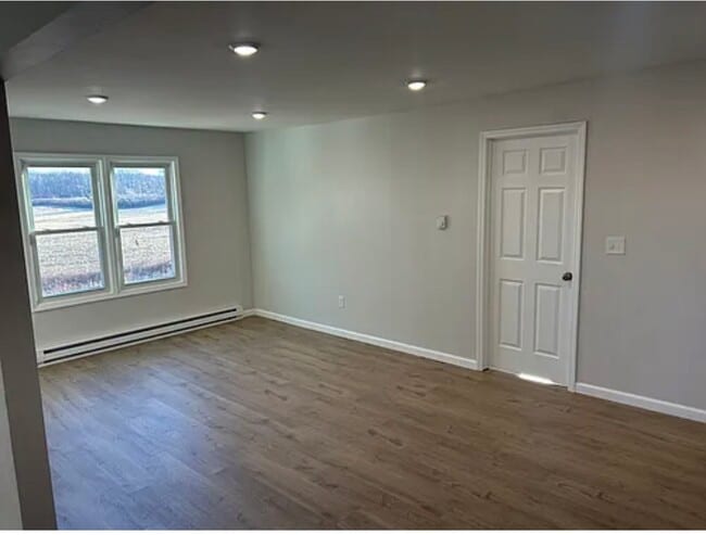 Photo - 982 S Schodack Rd Unit 4