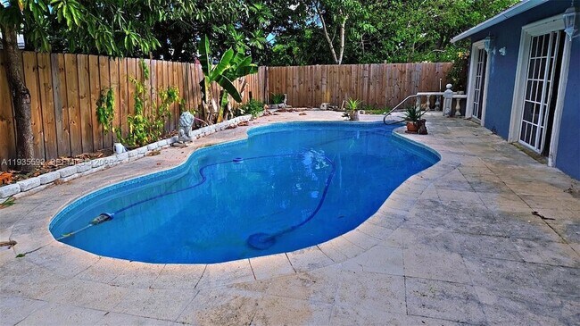 Photo - 7601 Kimberly Blvd