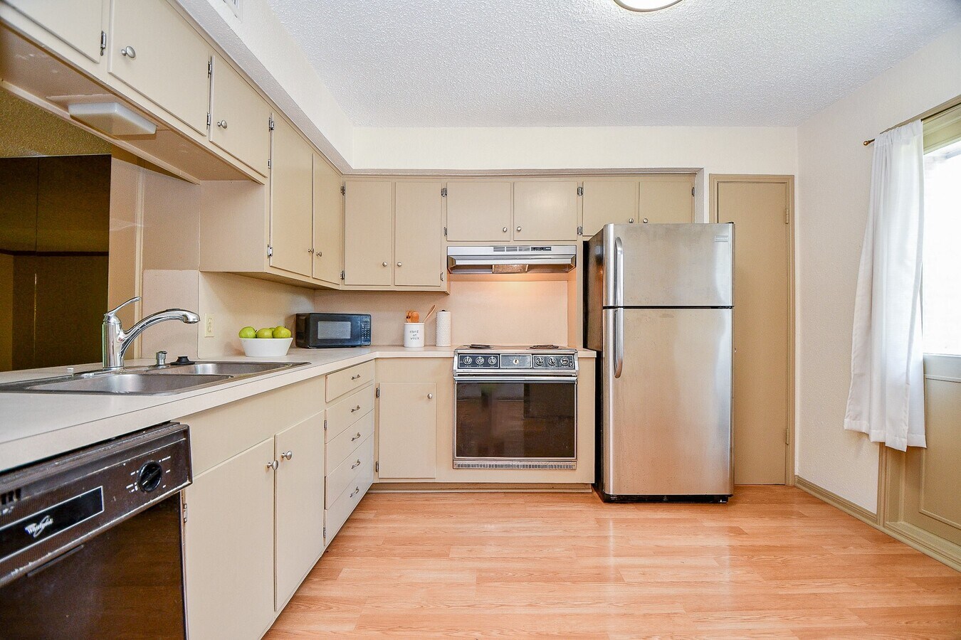 Photo - 6533 Bayou Glen Rd