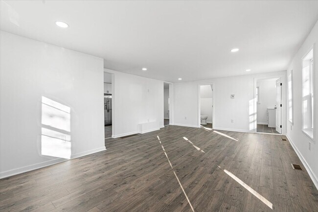 Photo - 53 Owasco St