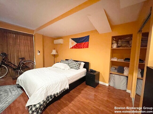 Photo - 50 St Germain St Unidad B