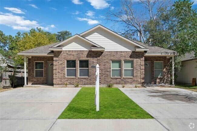Building Photo - 5105 Southwind St Unit A Rental