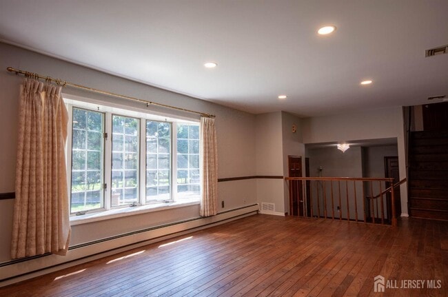 Photo - 1760 Rahway Rd