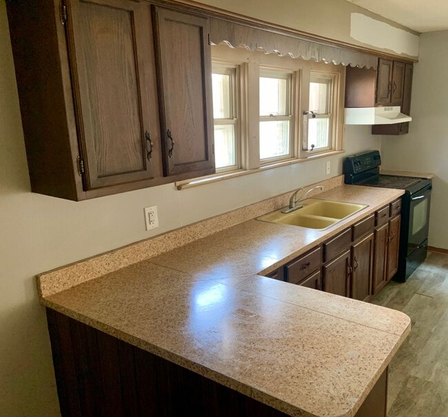 Photo - 220 W Cherry St Unit 1