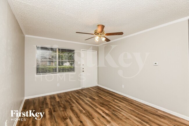 Photo - 244 Malone Ave
