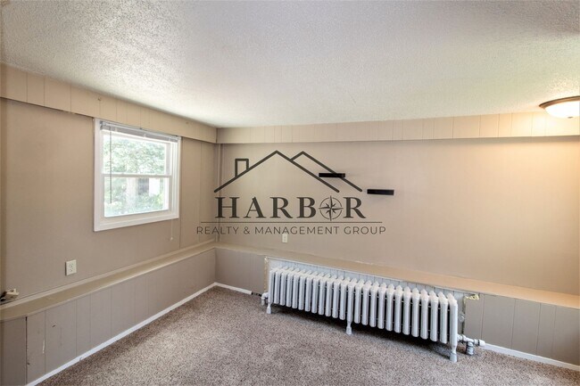 Photo - Spacious 2-Bedroom Living in the Heart of Rochester