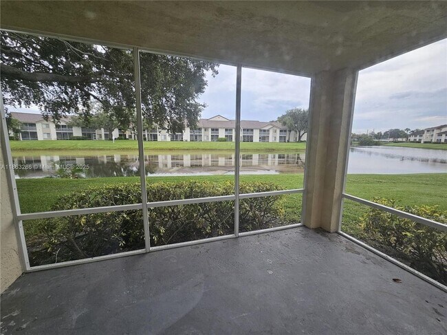 8106 Glenmoor Dr Unit 8106