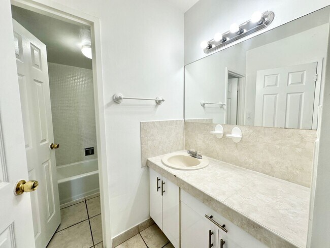 Photo - Amazing location: Close to Lincoln & the beaches: 1bed/1bath at the iconic Decoplage: available n...