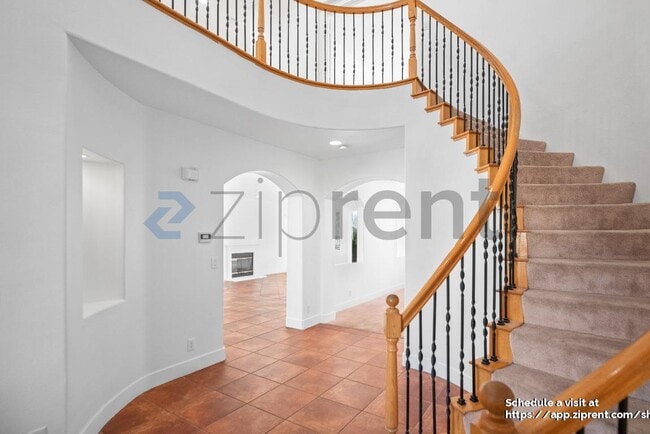 Photo - 207 Barcelona Dr