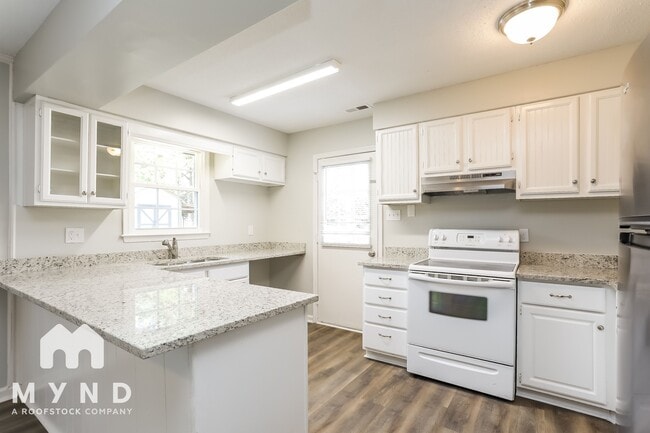 Photo - 201 Indian Trail