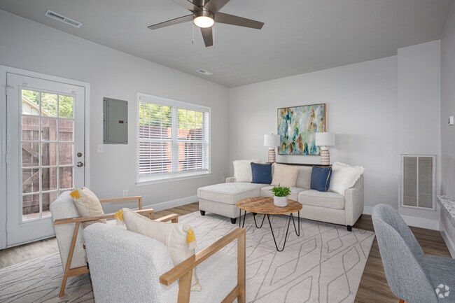 3BR, 2.5BA, - 1,400SF - Live Oaks Village