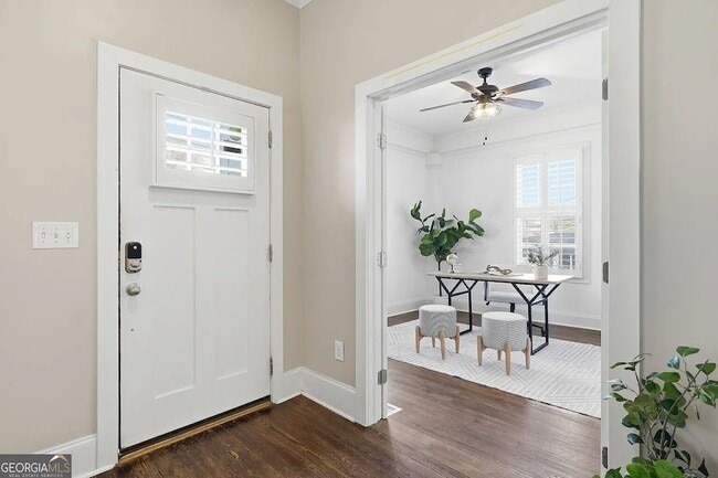 Photo - 501 Rankin St NE