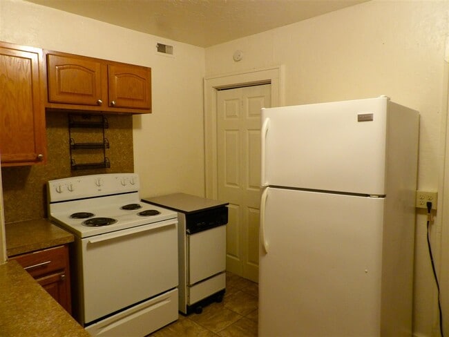 Photo - 716 NW Ferris Ave