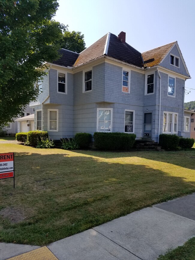 100 Park Ave., Warren, PA - 100 Park Ave Unit 1