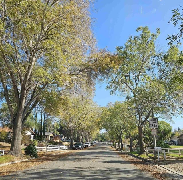 Photo - 1505 Surrey Ct