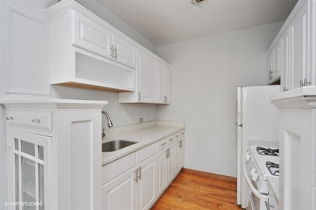 Photo - 650 Central Ave