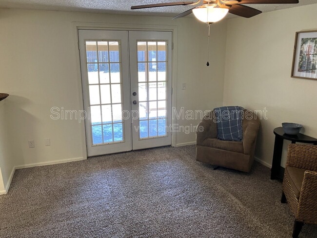 1412 Del Norte Dr