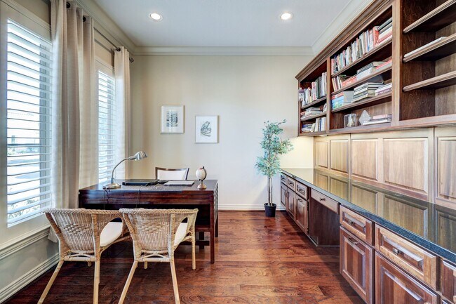 Photo - 14207 Bay Cliff Ct