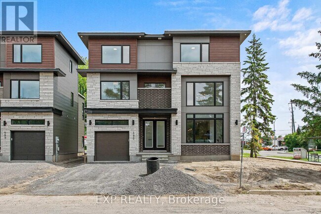Photo - 495 Duvernay Dr