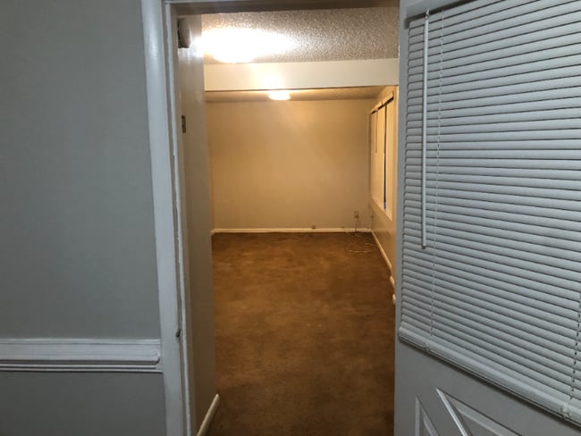 Photo - 9915 E Franklin Ave Unidad Attached Apt #1
