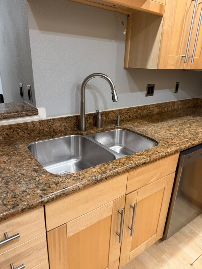 Photo - 1344 Bellevue Way NE Unit 1