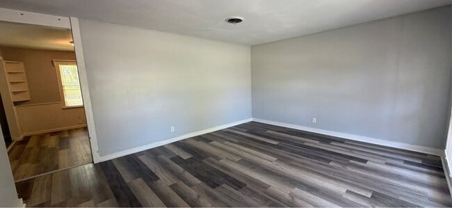 Photo - 3058 Boswell Dr NW