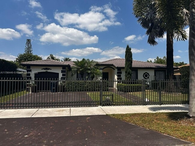 Photo - 12413 SW 220th St House