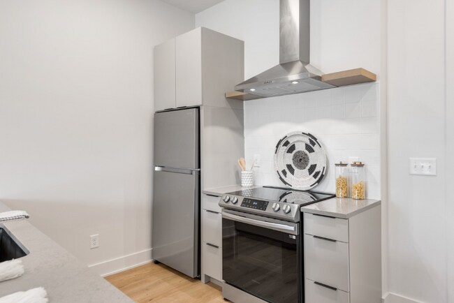 Photo - 1090 Haysboro Ave Unit 213